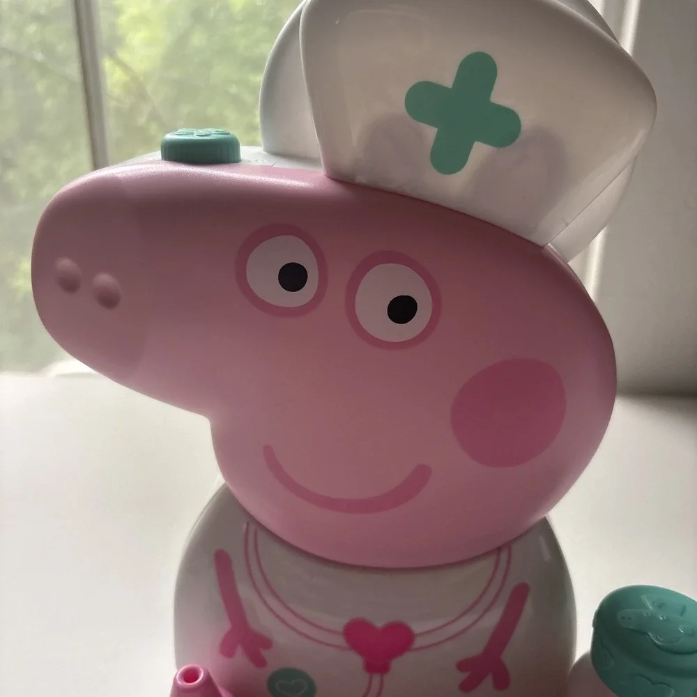 Peppa Pig Medical Carry Case & Doctor Tools EMS Playset Pretend Play Children